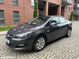 Opel Astra IV 1.4 T Active EU6