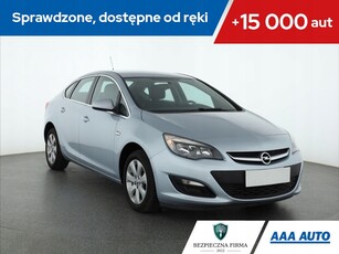 Opel Astra J Sedan 1.4 Turbo ECOTEC 140KM 2016