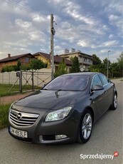 OPEL INSIGNIA 1.6 TURBO COSMO