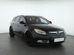 Opel Insignia , Klimatronic, Tempomat, Parktronic,ALU