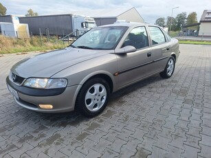 Opel Vectra B Sedan 1.6 i 16V 101KM 1997