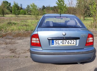 Skoda Octavia I Hatchback 1.4 MPI 75KM 2003