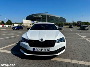 Skoda Superb Combi 2.0 TSI DSG Sportline