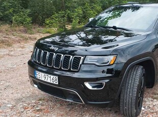 Sprzedam Jeepa Grand Cherokee 3.6 benzyna 2018r