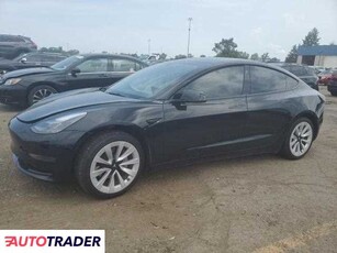 Tesla Model 3 benzyna 2023r. (WOODHAVEN)