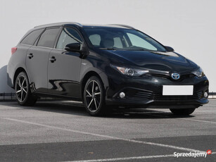 Toyota Auris Hybrid