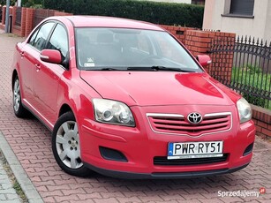 TOYOTA AVENSIS 1.6 benzyna salon PL