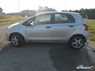 Toyota Yaris 1.0. Salon PL