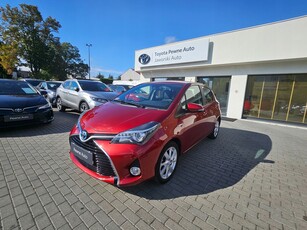 Toyota Yaris III Hatchback 5d Hybrid 100 74KM 2014