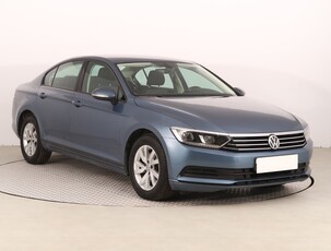 Volkswagen Passat B8 , Salon Polska, Serwis ASO, Klimatronic, Tempomat, Parktronic