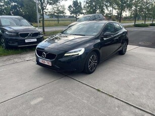 Volvo V40 II