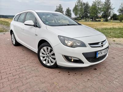 Używane Opel Astra - 29 900 PLN, 199 850 km, 2014