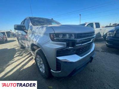 Chevrolet Silverado 5.0 benzyna 2019r. (BAKERSFIELD)