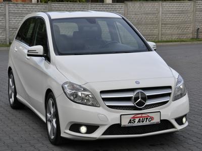 Mercedes B 180