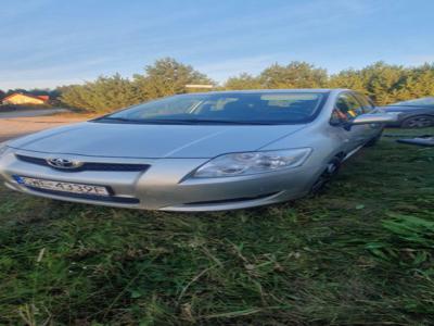 Toyota auris 2007r 2.0 d4d