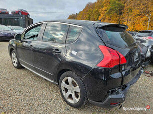 2013 PEUGEOT 3008 - 2.0 HDi HYBRYDA 4x4 uszkodzony