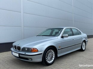 BMW e39 535i V8