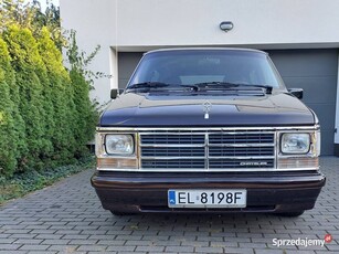 Chrysler Voyager 3.0 V6 1989