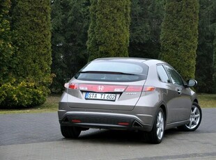 Honda Civic 1.8i(140KM)*133tyś.km*Xenon*Panorama*Automat*Welur*F1*2xParkt*Alu17