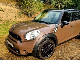 MINI Countryman Cooper SD All4 z 2012