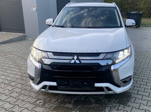 Mitsubishi Outlander Hybryda Plug in