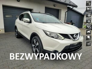 Nissan Qashqai kamera cofania*kamery 360*nawigacja*panorama dach*relingi*opłacony