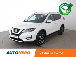 Nissan X-trail III automat 4x4 panorama kamera navi grzane fotele 7-osob. Bluetooth