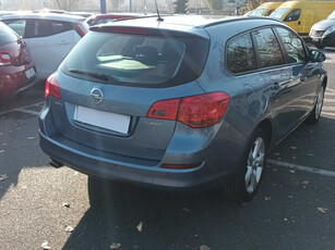 Opel Astra 2011 1.4 T 185758km Kombi