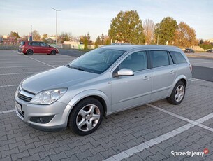 Opel Astra H 2007 kombi benzyna 1.6 148600