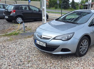 Opel Astra J Opel Astra GTC 1.4 Turbo Xenon Tempomat Serwis ASO