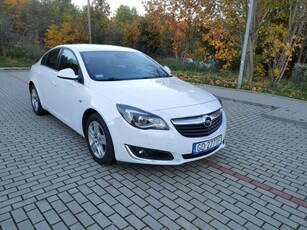 Opel Insignia z wnętrzem OPC - przez cały czas garażowany