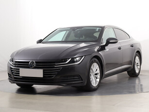 Volkswagen Arteon 2019 1.5 TSI 143540km Sedan