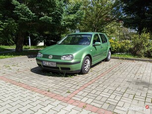 Volkswagen Golf 4 1.6 100KM, jeden właściciel od 2003