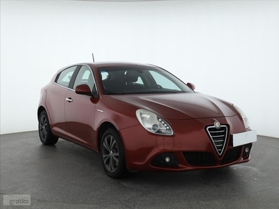 Alfa Romeo Giulietta , Navi, Klimatronic, Tempomat, Parktronic