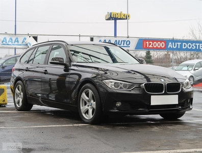 BMW SERIA 3 V (F30/F31/F34) BMW SERIA 3 , Automat, Xenon, Bi-Xenon, Klimatronic, Parktronic,