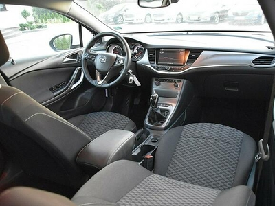 Opel Astra 1,4t 125km Navi Led Gwarancja