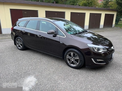 Opel Astra J Kombi J IV Diesel 1.7 CDTI Sports Tourer 2013r