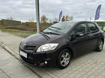 Toyota Auris 6 Biegów/Bardzo zadbany/Sprawna klima/Alufelgi