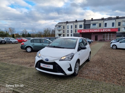 Toyota Yaris III 1.5 Hybryda I-Właściciel Salon Polska f.vat 23%