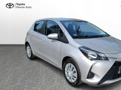 Toyota Yaris III Hatchback 5d Facelifting 2017 1.0 VVT-i 72KM 2019