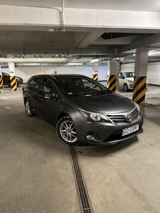 Toyota Avensis 2012 r. 132 948 km