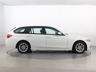 BMW 3 2019 320 i xDrive 108572km Kombi