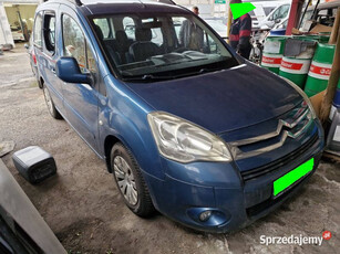 citroen berlingo 2011r. 1.6benzyna- 98km- 83000km- klima- uszkodzony-jezdny