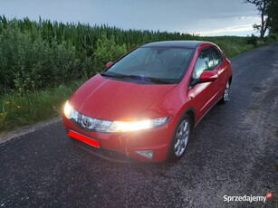 Honda Civic VIII UFO 1.8 benzyna 140 KM