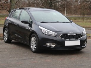 Kia Cee'd II , Salon Polska, Serwis ASO, Klimatronic, Tempomat, Parktronic