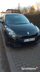 Renault Scenic, bezwypadkowy, niski przebieg, podgrzewane fotele.