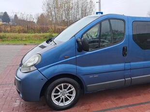 Renault Trafic 2.5 Dci pessenger 7 os klima