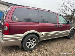 Sprzedam Chevrolet transport,venture na części