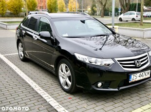 Używany Honda Accord 2011