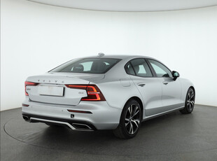 Volvo S60 2020 B4 118437km Sedan